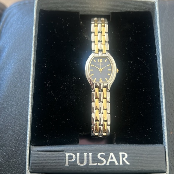 Pulsar TB51A Silver and Gold Two-Tone Tonneau Watch - Picture 2 of 5